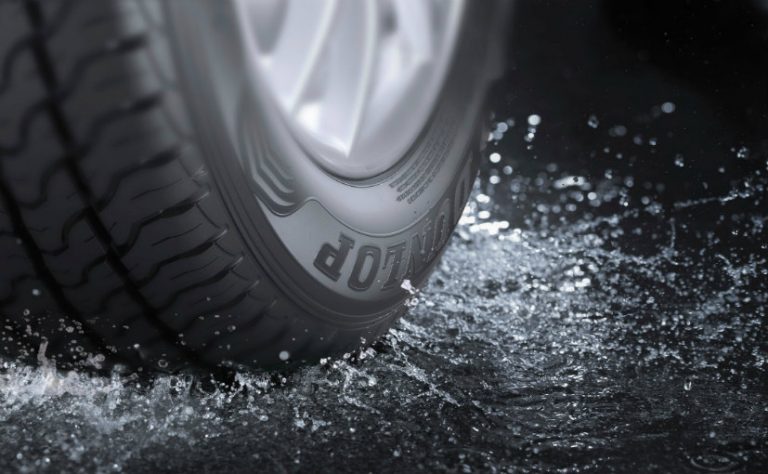 Aquaplaning And How To Avoid It | Droom